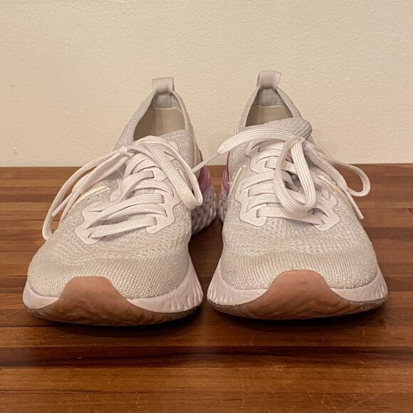 Nike Epic React Flyknit Woman's Size 7.5 White and Light Purple - Picture 3 of 10